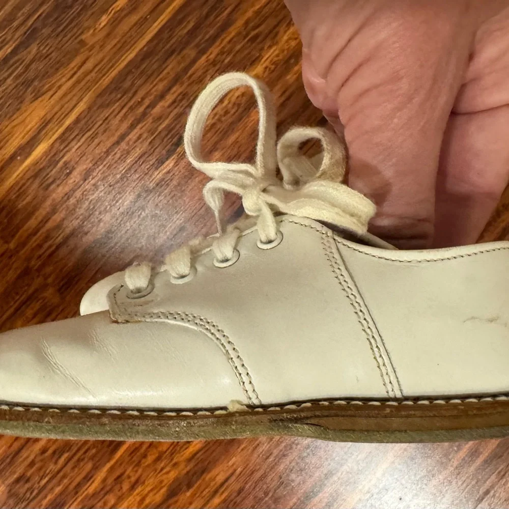 VTG Buster Brown Split Leather Insole Walking Shoes White Leather - Sz 4 Infant